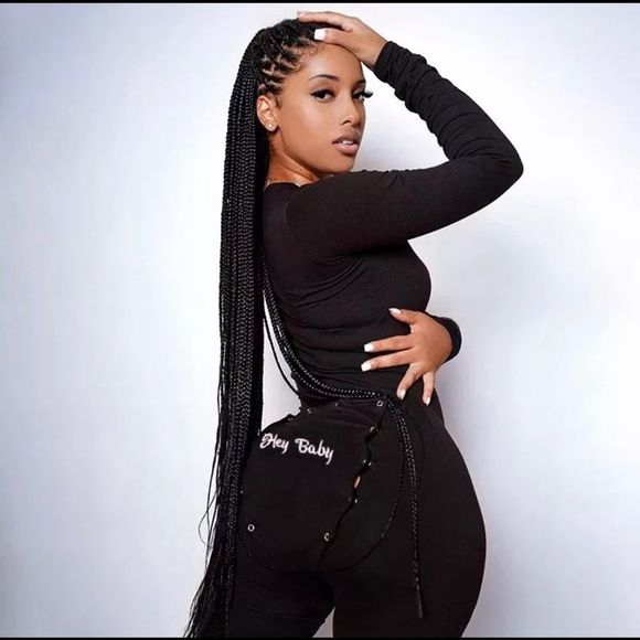 RESTOCKED “Hey Baby” Onesie W/Butt Flap - Picture 4 of 6